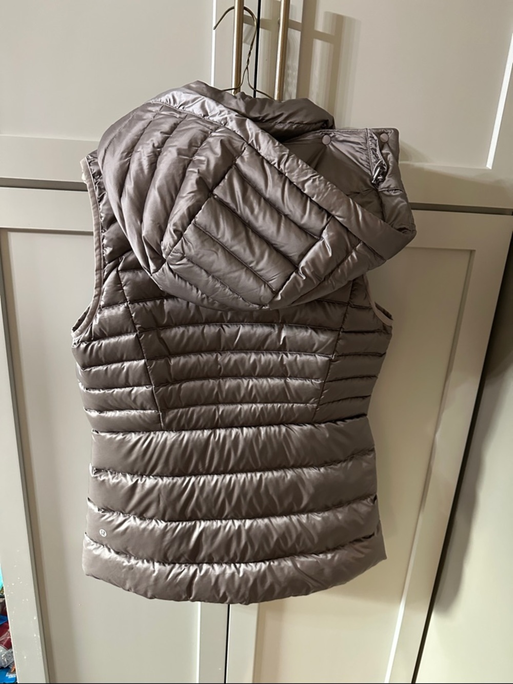 Lululemon Quilted Hooded Vest - shiny moonbeam Taupe - Picture 5 of 7